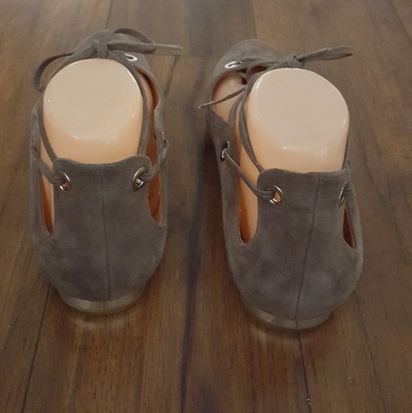 Halogen - Gray Suede Nella Ghillie Flats - Picture 4 of 7